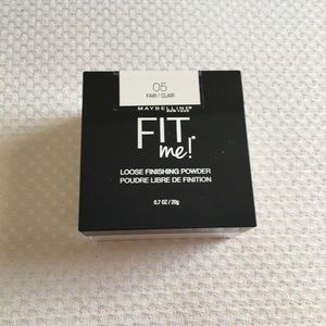 🎉SALE🎉 Maybelline Fit Me Loose Powder